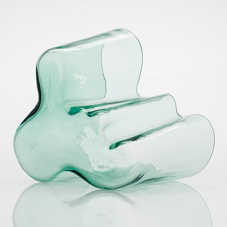 Alvar Aalto, A '9750' vase Karhula Glassworks in production 1937-1949.