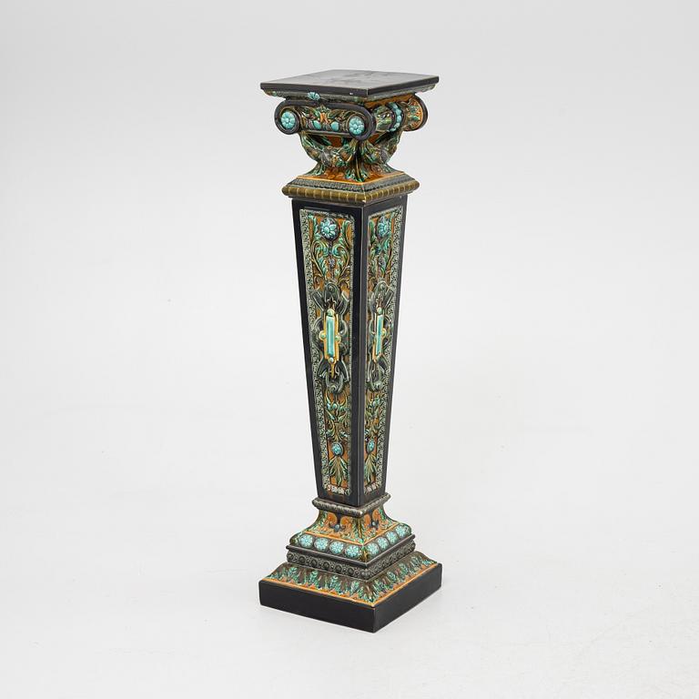 A ceramic pedestal, Rörstrand, circa 1900.