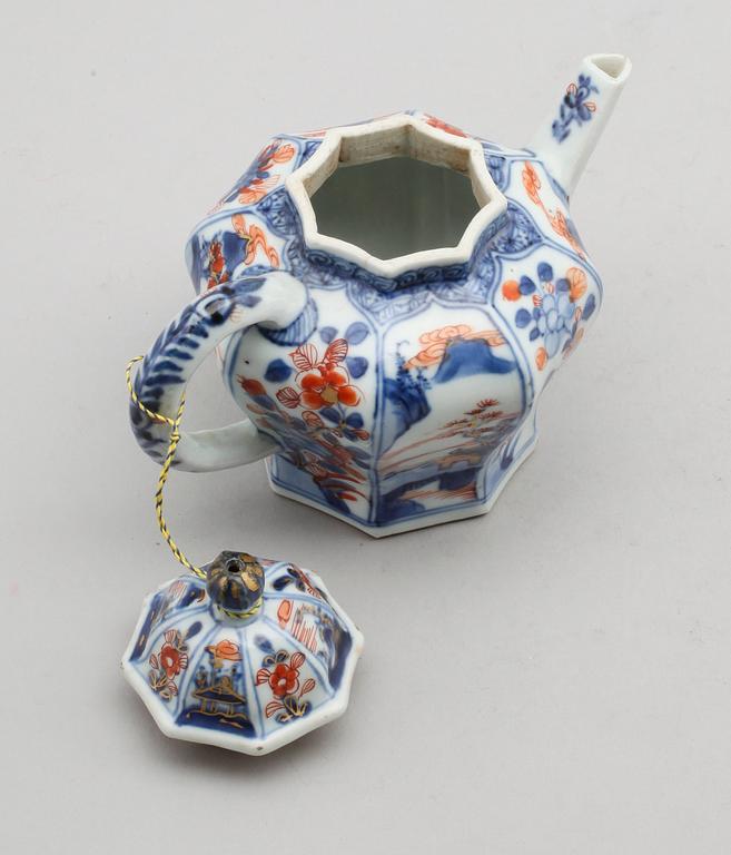 TEKANNA, porslin, Kina, Kangxi 1662-1722.