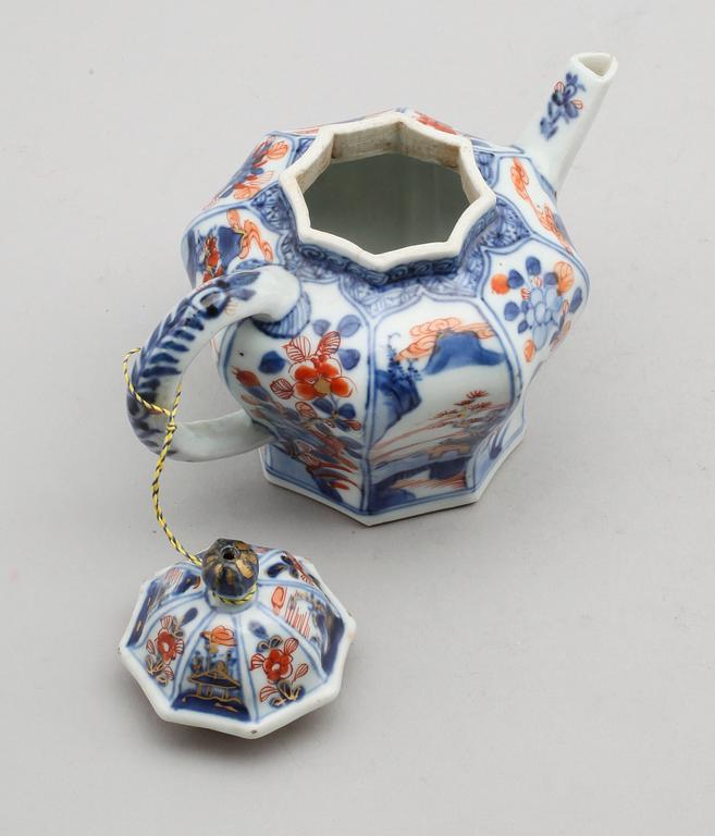 TEKANNA, porslin, Kina, Kangxi 1662-1722.