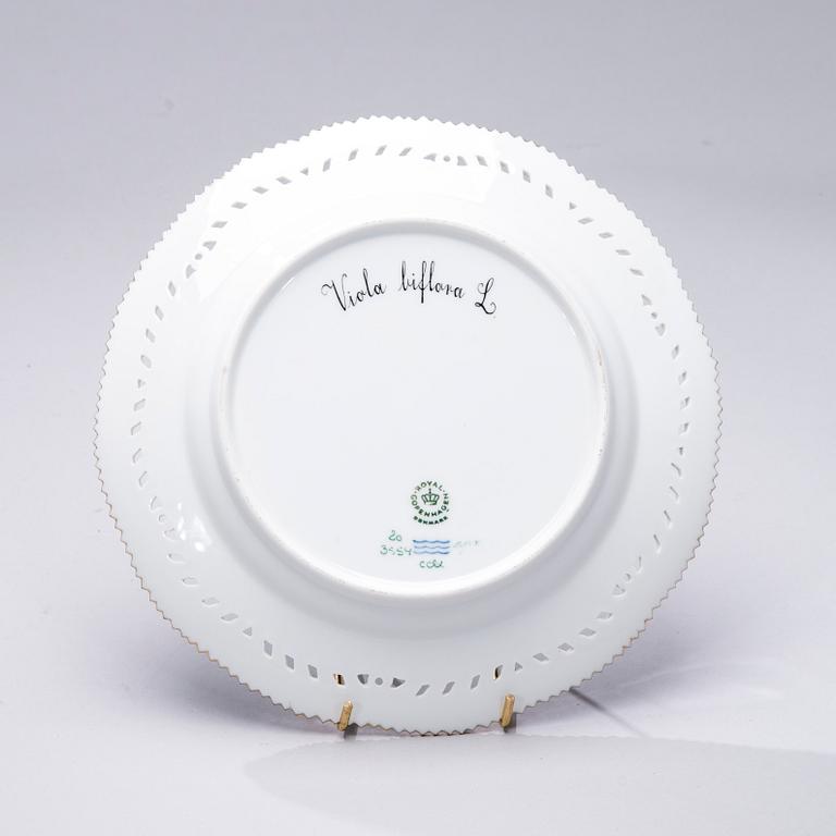 TALLRIK, porslin, "Flora Danica", Royal Copenhagen 1969-1974.