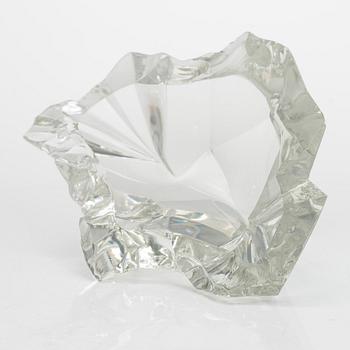 Tapio Wirkkala, a 'Chunk of ice' bowl, signed Tapio irkkala -56.