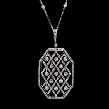 834. An Edwardian onyx and 1.50 cts old-cut diamond necklace.