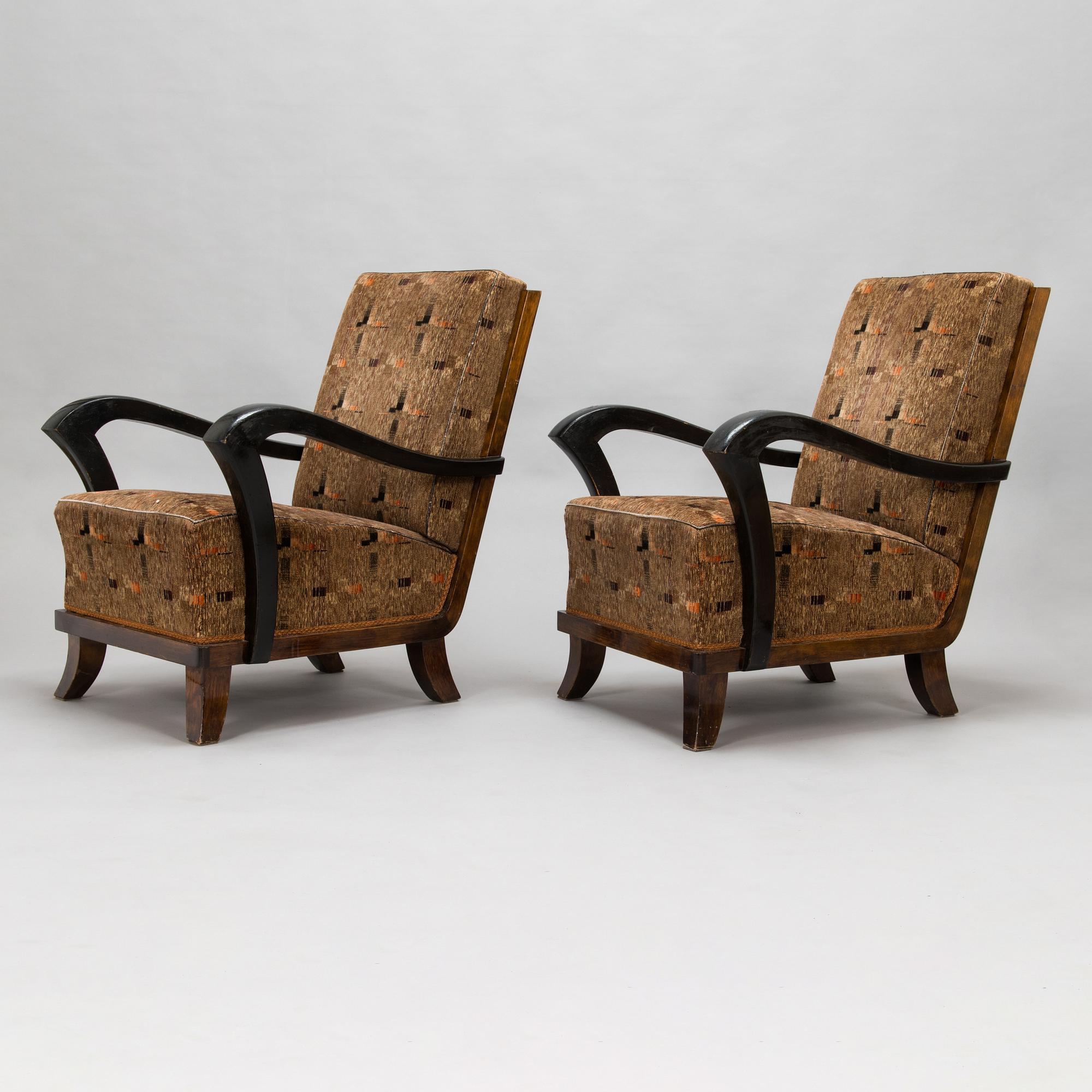 A 1930's armchairs.