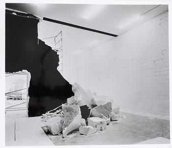 Elmgreen & Dragset, "Ohne titel", 2002.