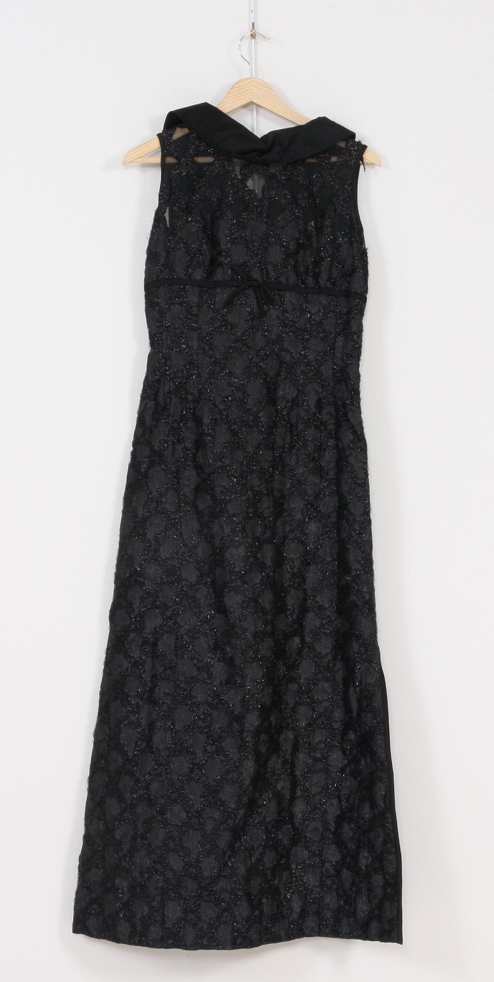 KLÄNNING, 1900-tal.