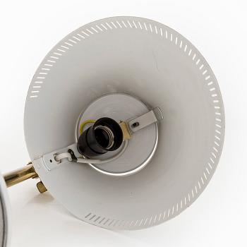 Paavo Tynell, A mid-20th-century '9227' table lamp for Idman, Finland.