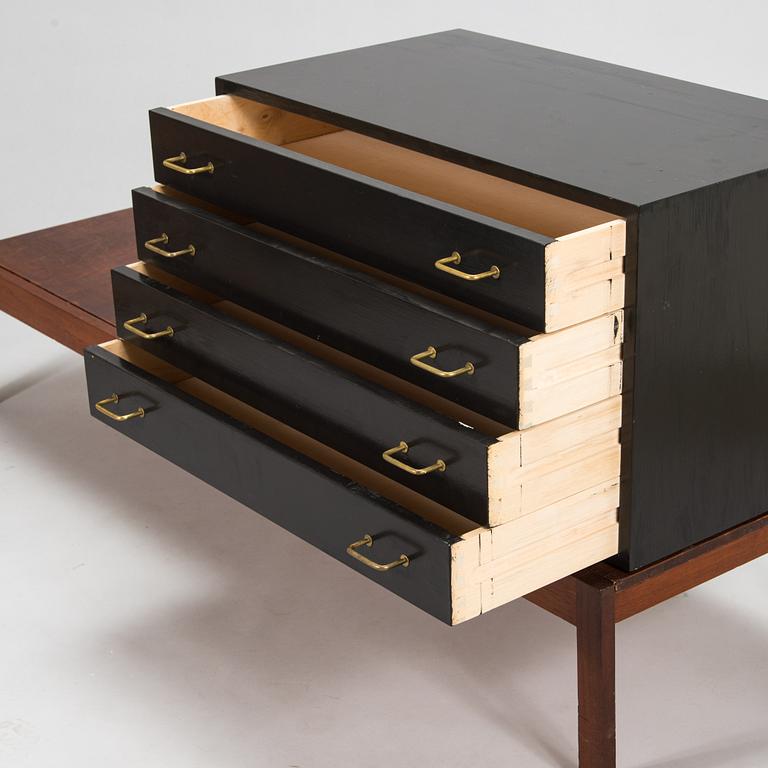 Eric Johan & Jussi Peippo, A 1950s modular shelving system "Duetta" from Asko.