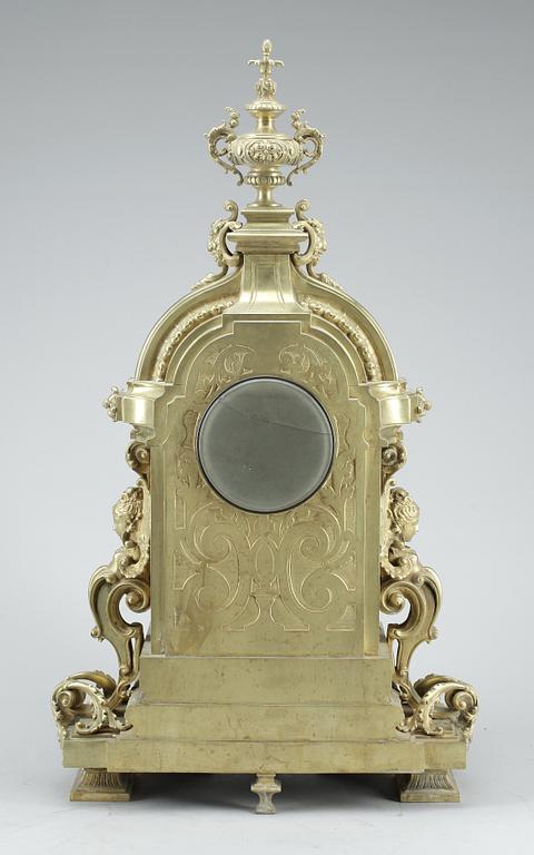 BORDSPENDYL, Louis XVI-stil, troligen Frankrike, 1800-talets andra hälft.