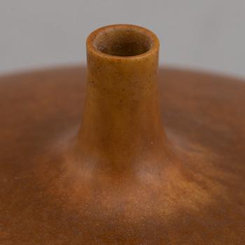 Four miniature vases and bowl by Berndt Friberg, Gustavsberg, 1958-1972.