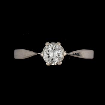 RING,18k vitguld med briljantslipad diamant, enligt gravyr ca0,51ct.