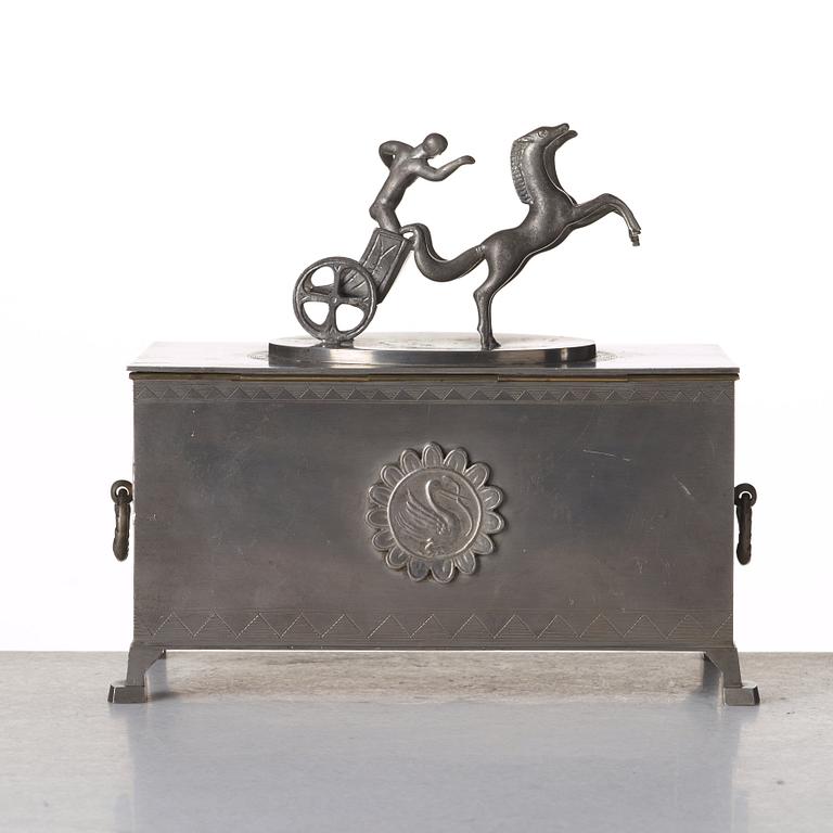 Nils Fougstedt, a pewter box for Firma Svenskt Tenn, model A 810, 1929.