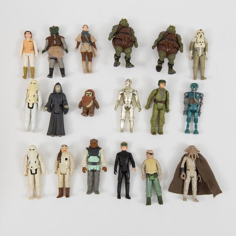 A lot of 39 Star Wars action figures by Kenner 1970/80s.