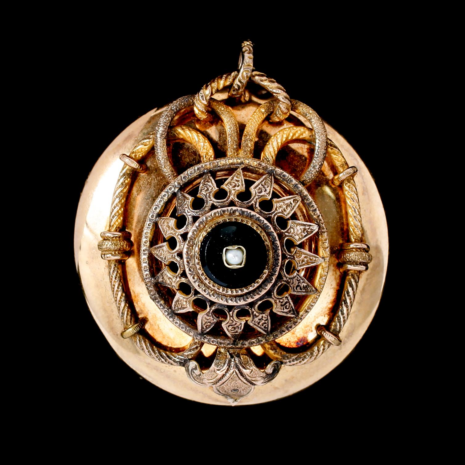 BROSCH, 14 k guld, sannolikt England, sent 1800-tal. Vikt ca 12 gram.