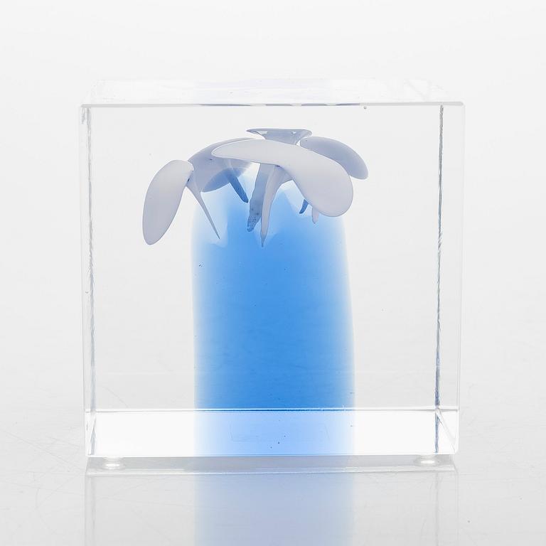 Oiva Toikka, vuosikuutio, signeerattu Oiva Toikka Iittala 2024, numeroitu 61/2000.