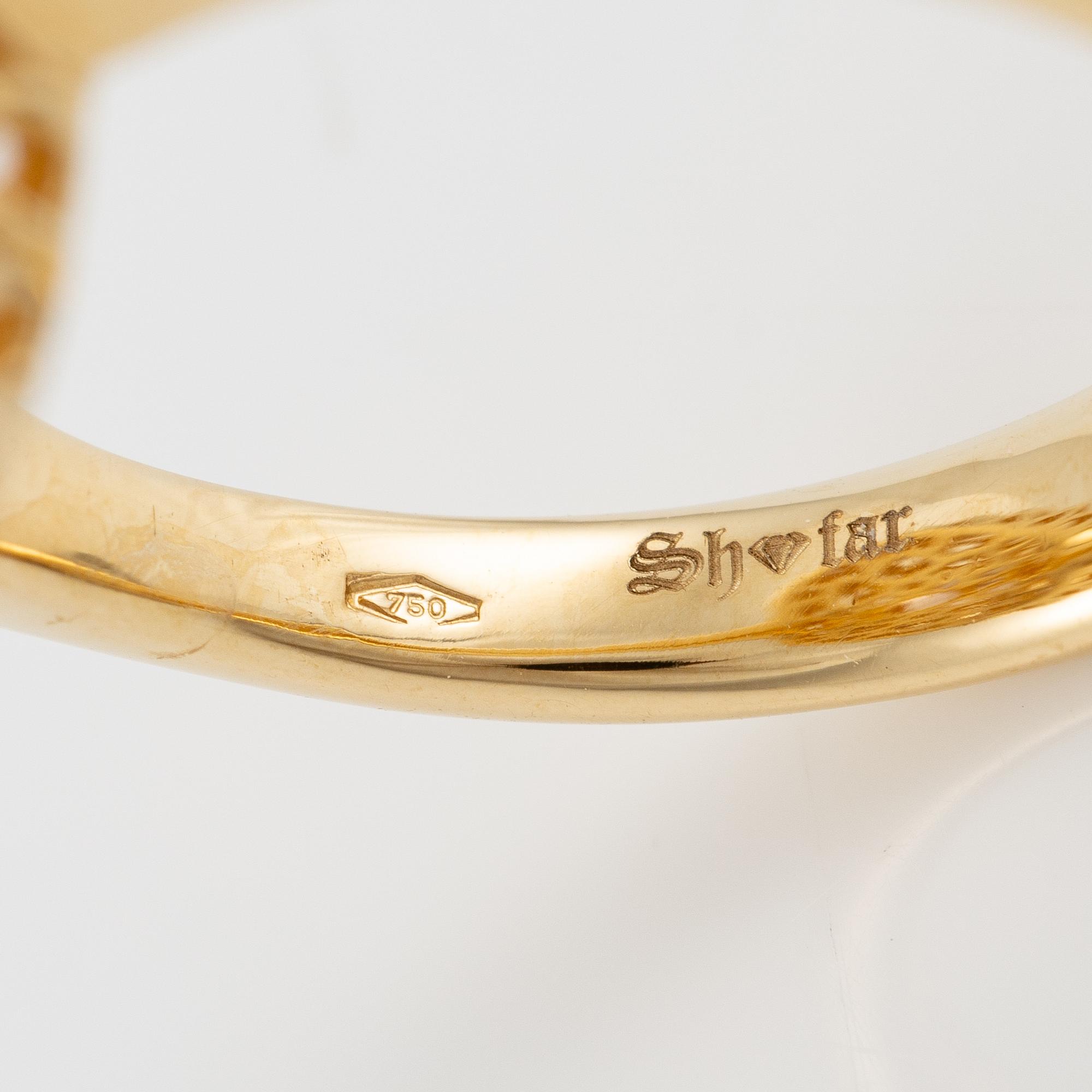 Ring in 18K gold with morganite and brilliant-cut diamonds.