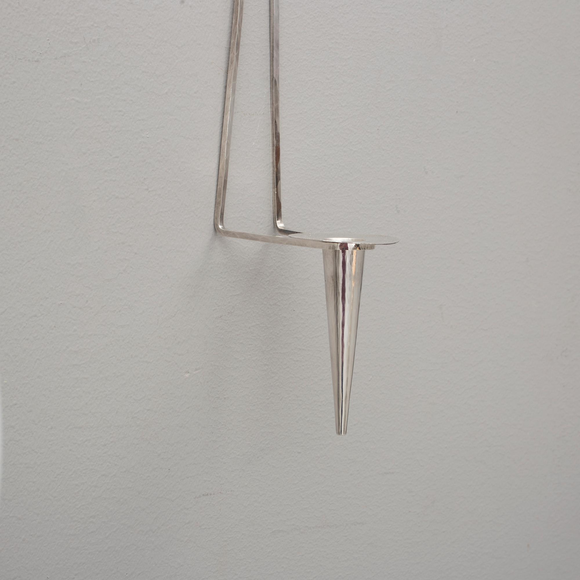 VÄGGLJUSSTAKAR, ett par. Silver. Bo Klevert. Stockholm 1991. Vikt tot 450 g.