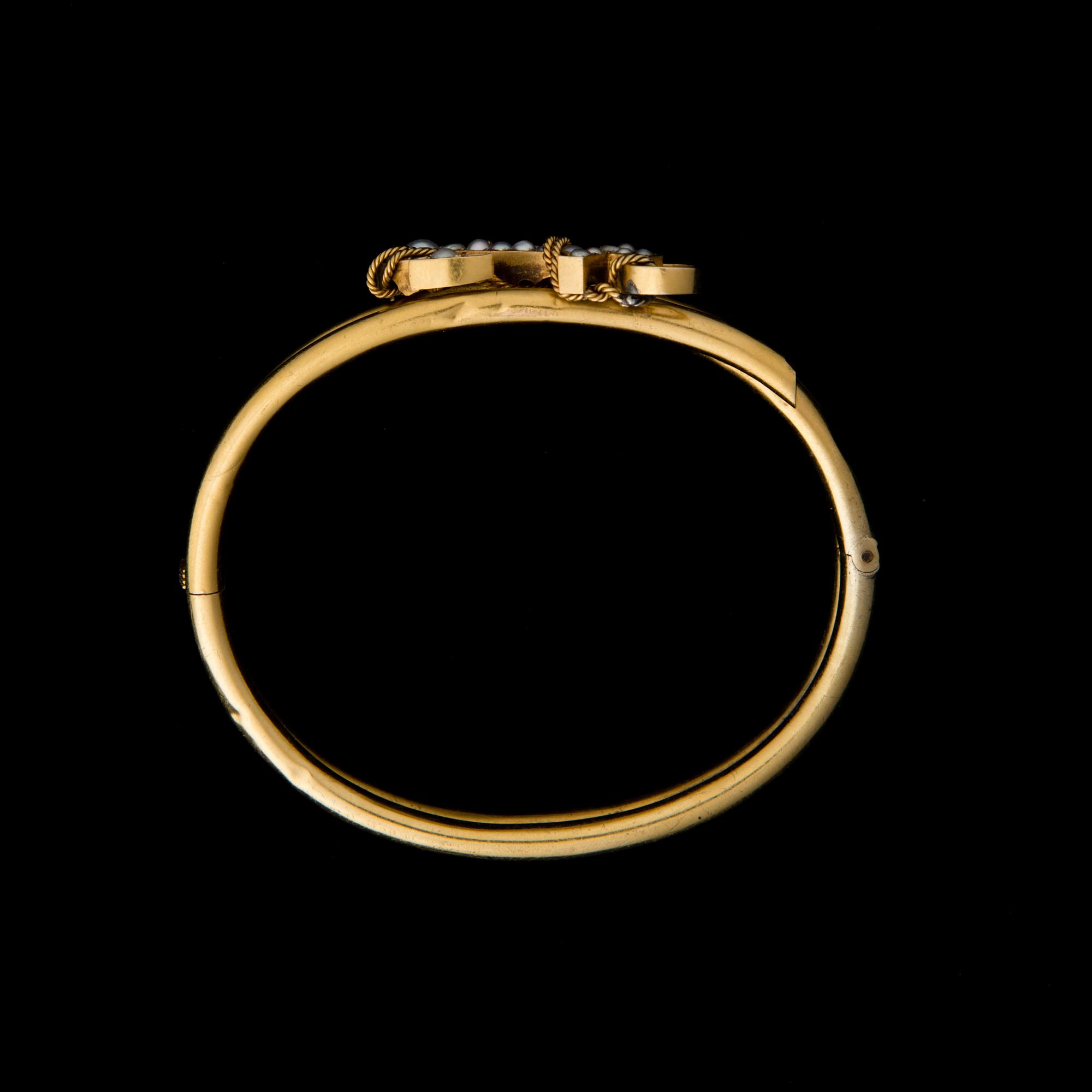 RANNERENGAS, 14K (56) kultaa, helmet. Moskova n. 1850.