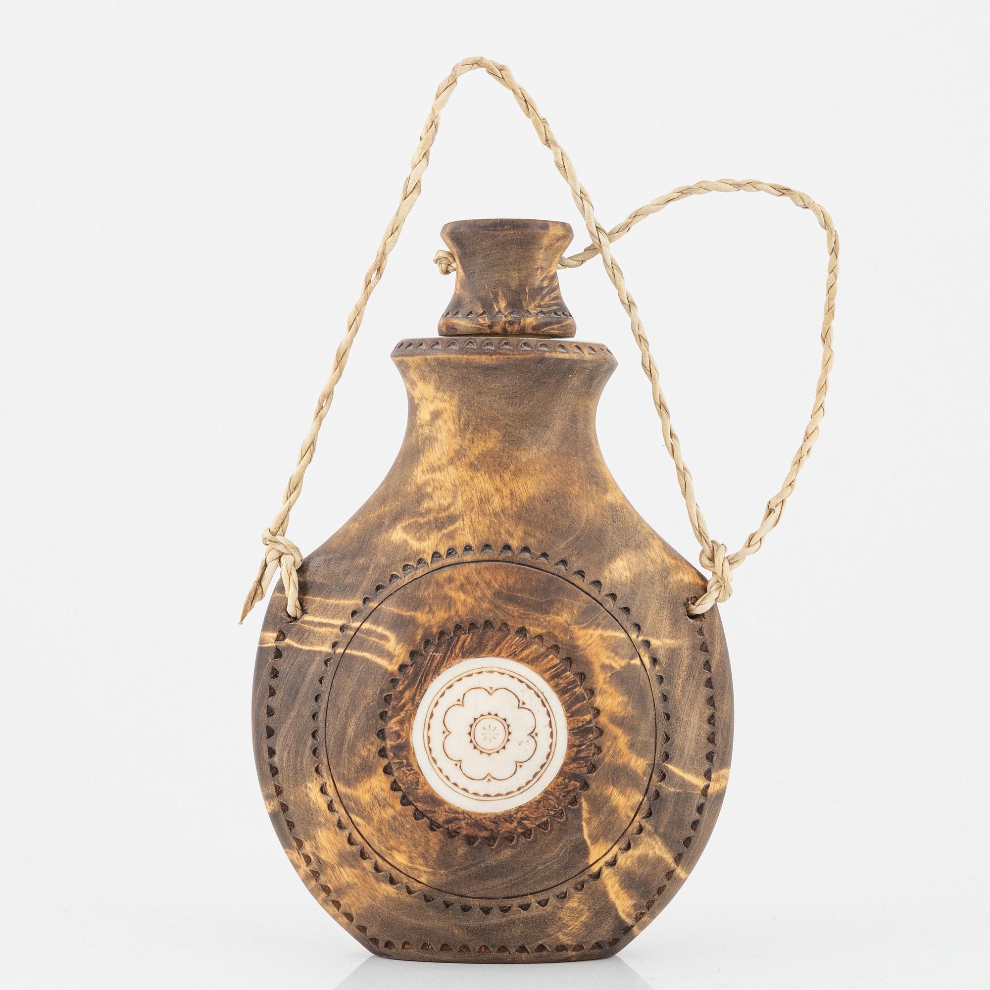 Nikolaus Fankki, a birch flask. signed.