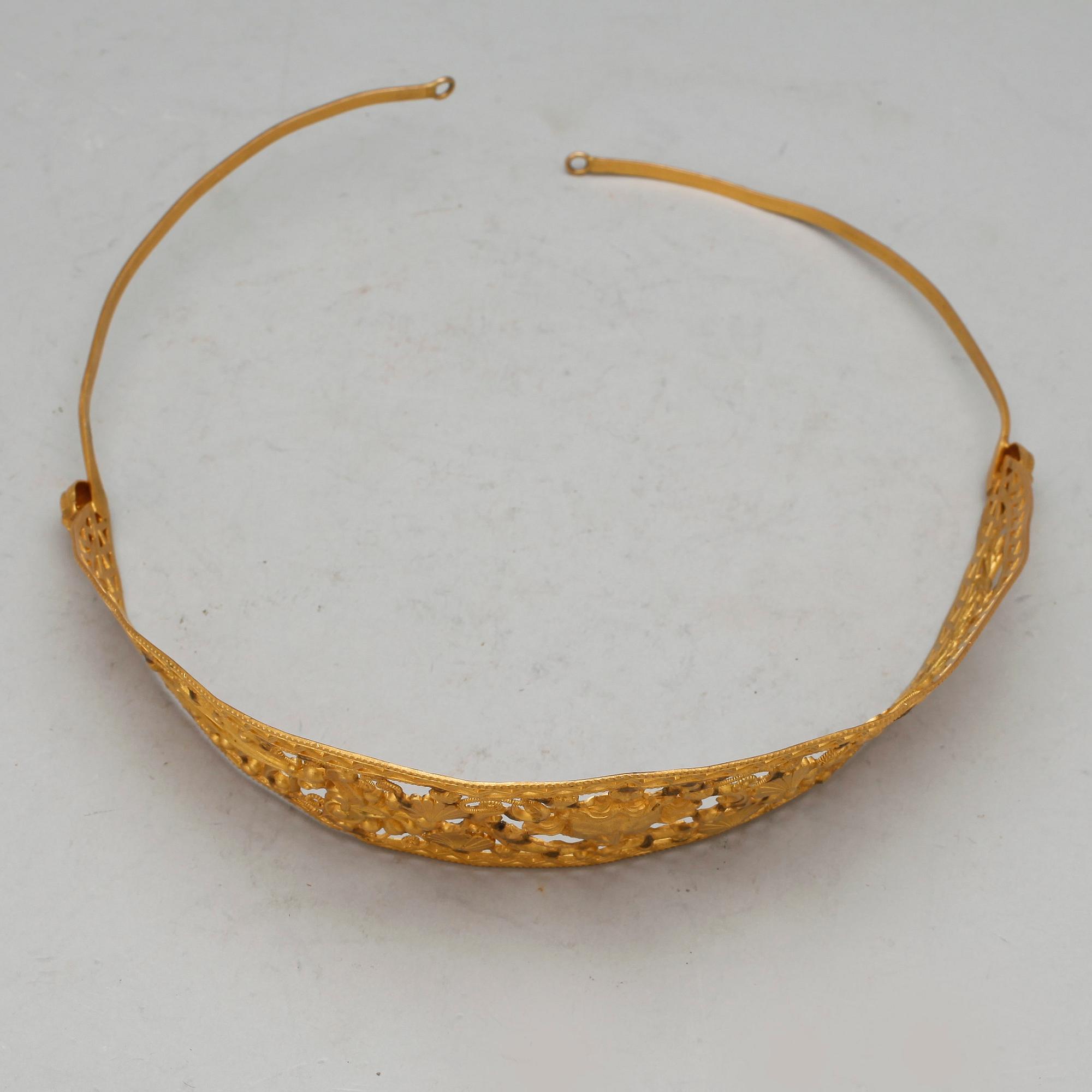TIARA, bronserad mässing, empirestil, 1900-talets början.