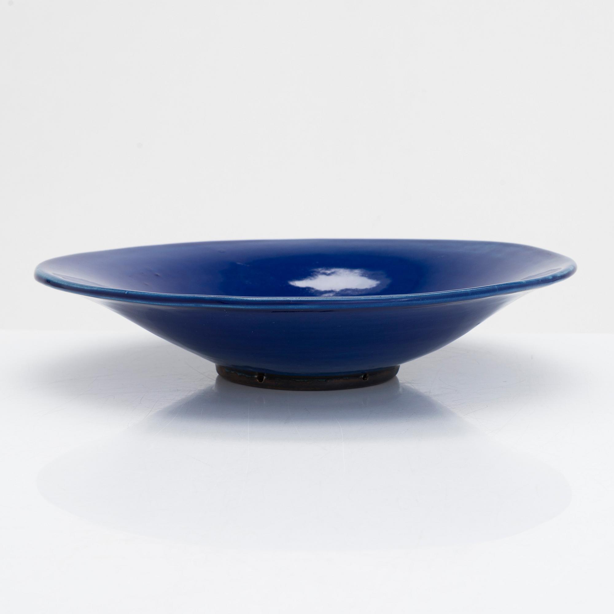 Rut Bryk, a ceramic bowl signed BRYK ARABIA.