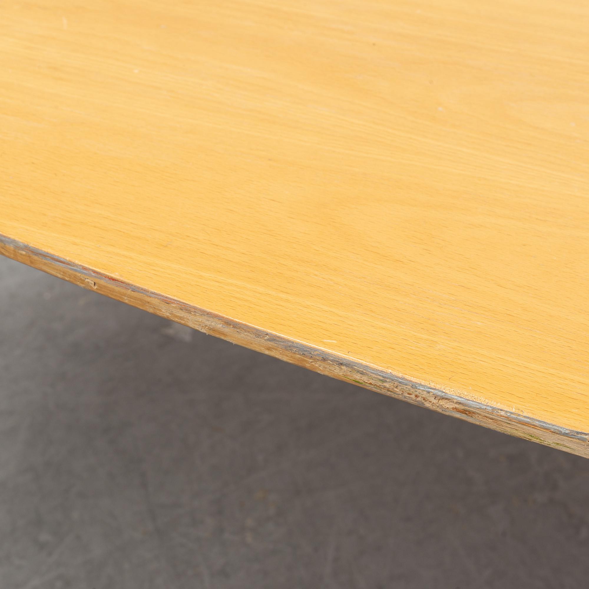 Piet Hein & Bruno Mathsson. A dining table "Super ellips", table top in birch. Labeled. Fritz Hansen.