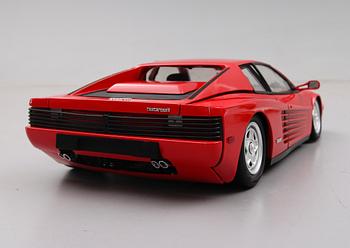 MODELLBIL, Pocher Ferrari Testarossa, skala 1/8.