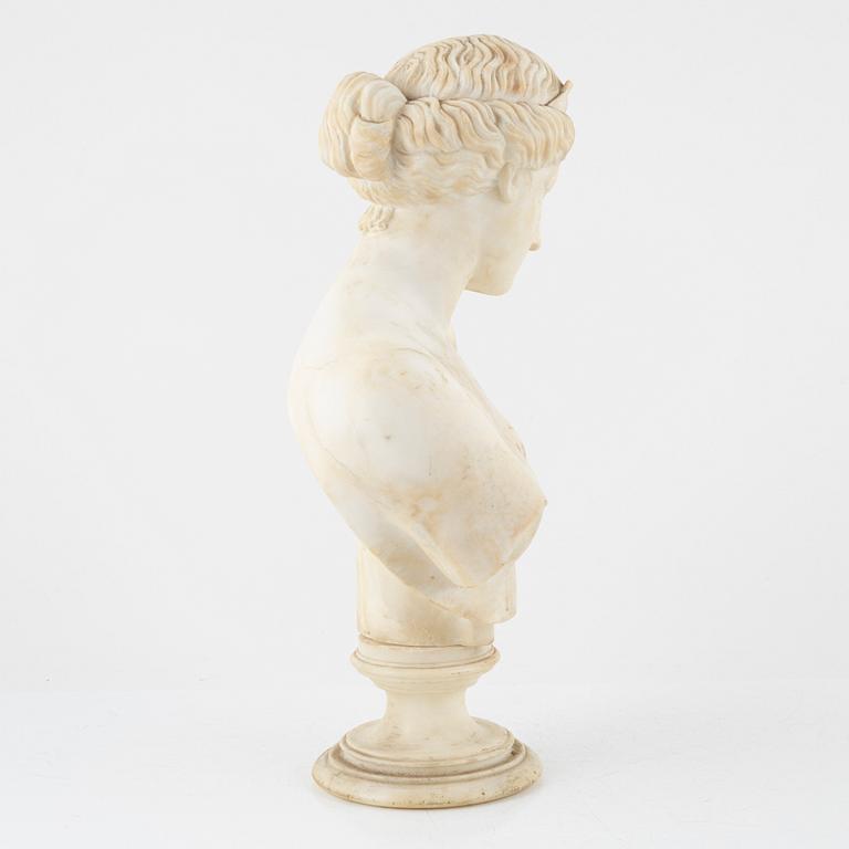Byst, alabaster, omkring 1900.
