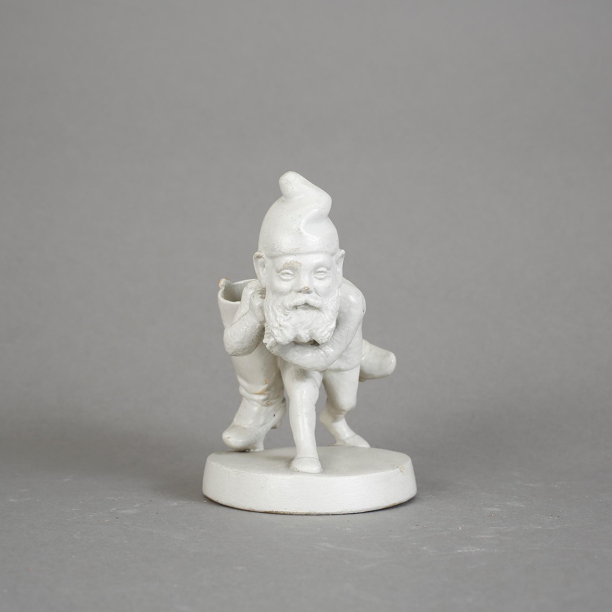 FIGURIN, keramik, 1900-talets första hälft. P.Ipsen, Eneret.