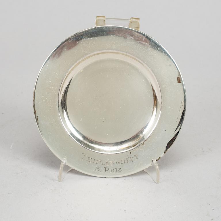 31 swedish silver dishes with engraving, including K Anderson, Stockholm 1927.