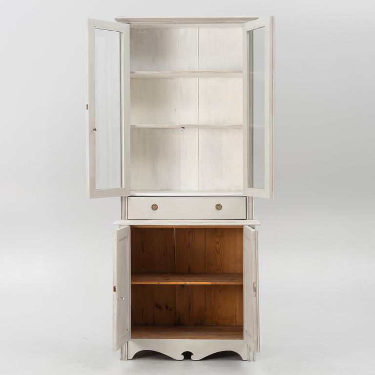 Vitrinskåp, sent 1800-tal.