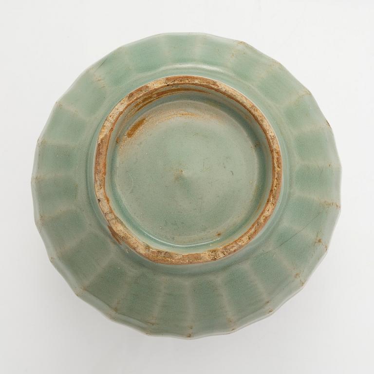 A 'Longquan' celadon-glazed 'lotus' bowl, Southern Song dynasty .