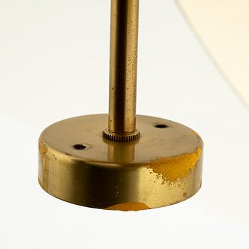 Hans Bergström, a pair of model V319 brass wall lights, Ateljé Lyktan.