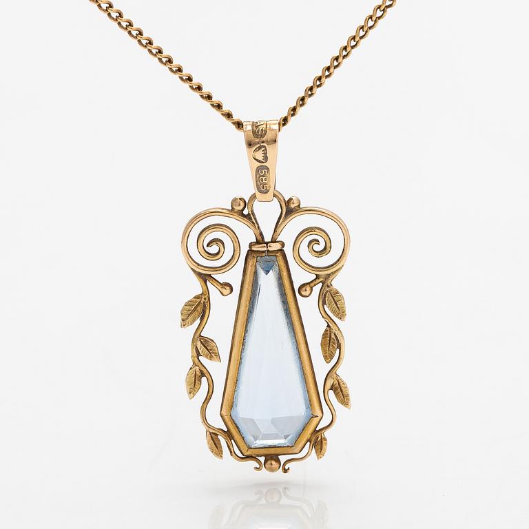 A 14K gold and synthetic spinel necklace. Salonius, Helsinki.