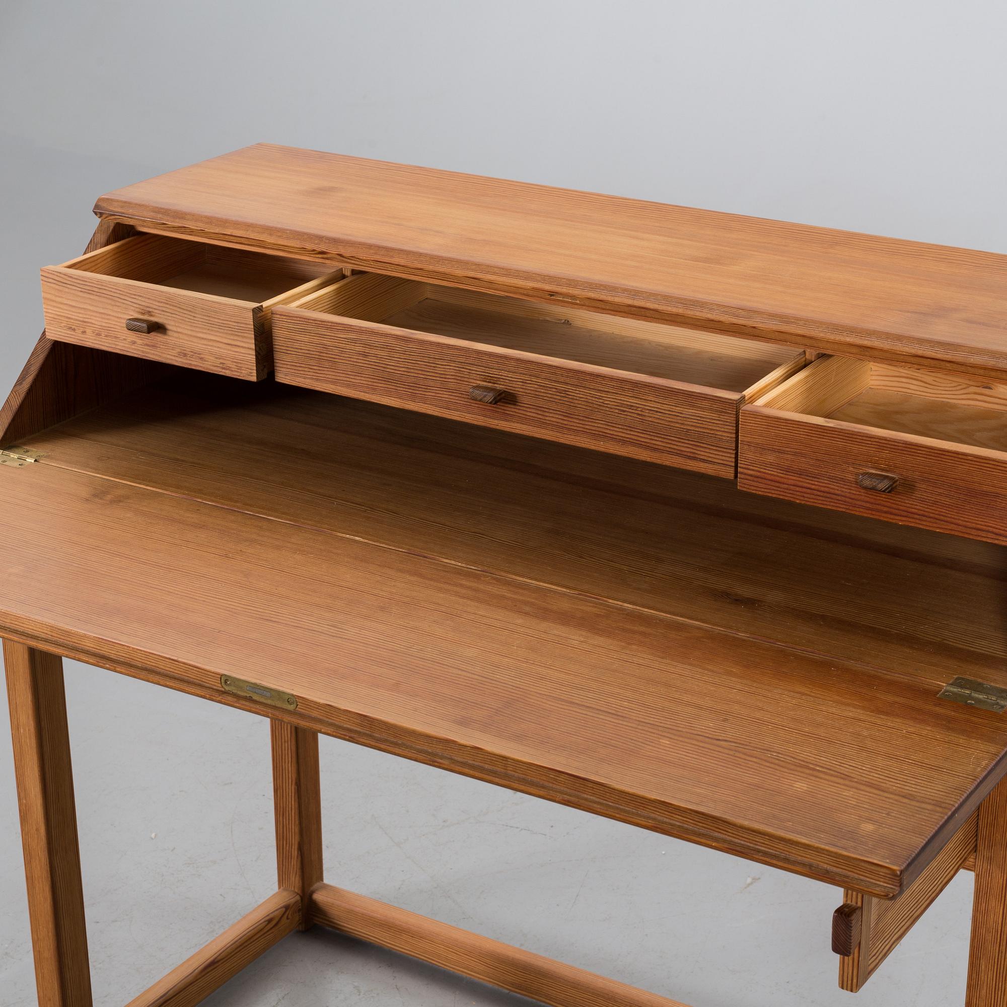 A Carl Malmsten writing desk "Lundvik".
