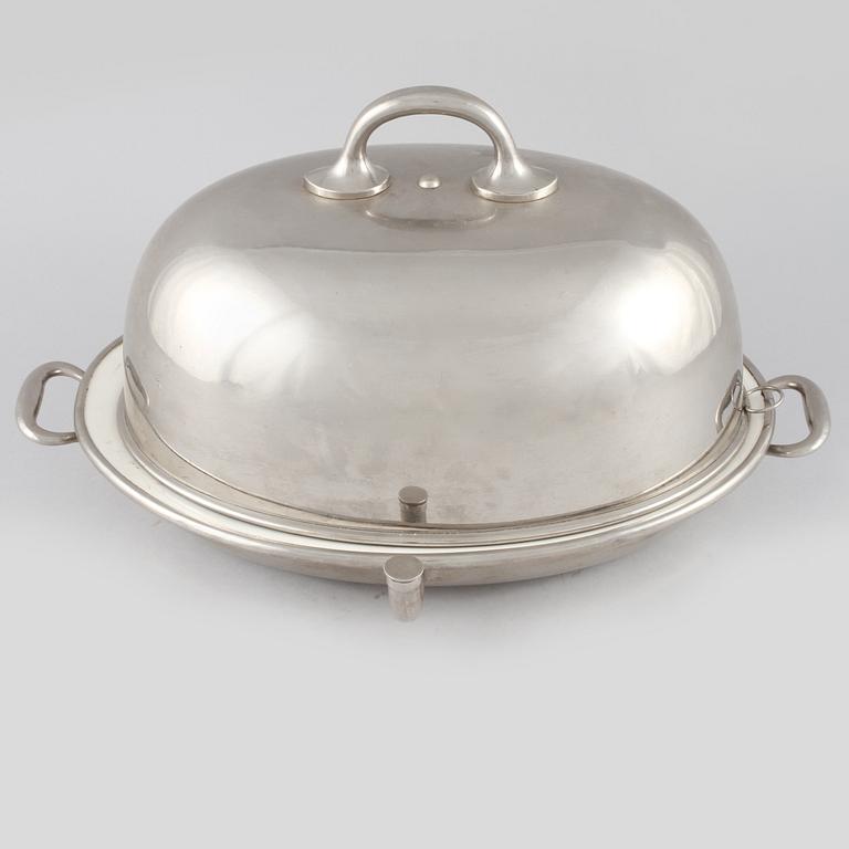 STEKHUV med VÄRMEFAT, metall och flintgods, 1900-talets första hälft.