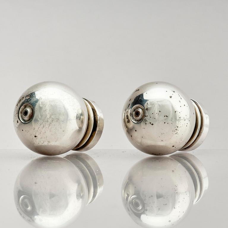 Georg Jensen, a pair of sterling silver salt shakers, model 'Pyramid/ Pyramide', design Harald Nielsen, no 632, Copenhagen after 1945.