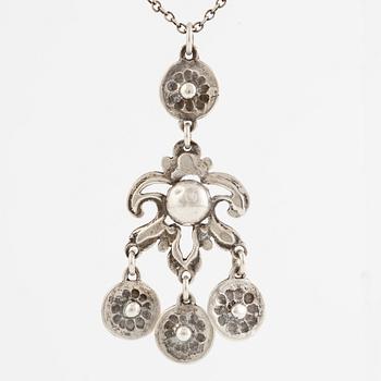 Seppo Tamminen, pendant, silver, with chain silver.