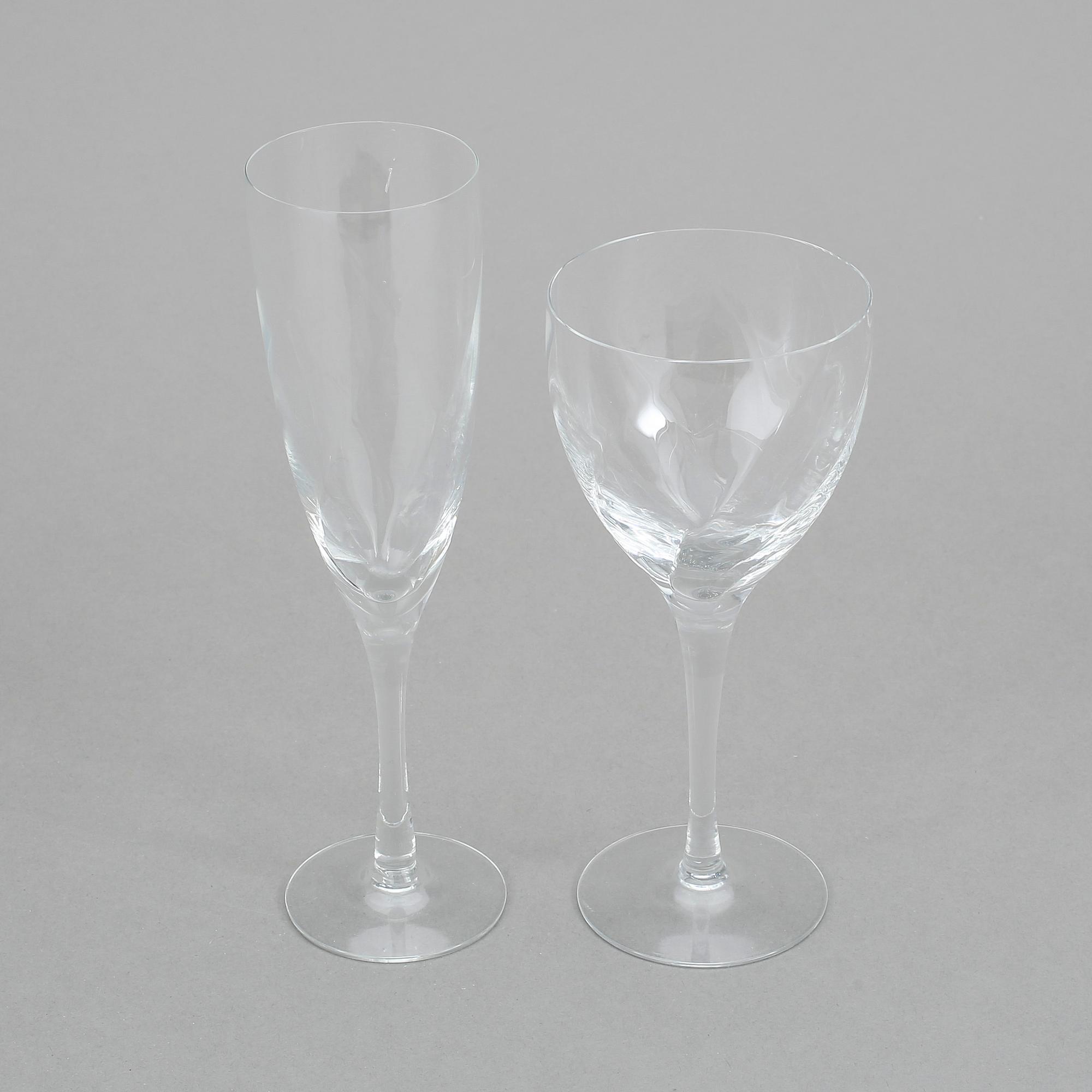 GLASSERVIS, 31 delar, "Chateau", Bertil Vallien, Kosta Boda.