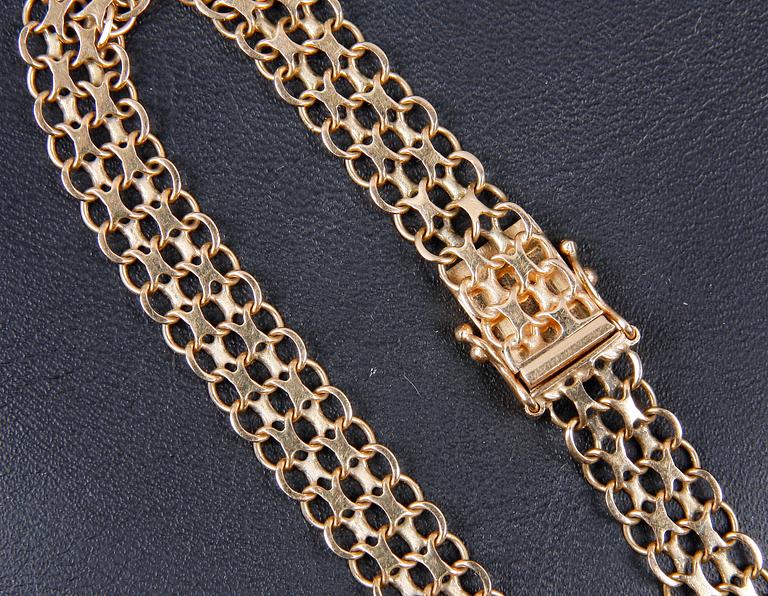 ARMBAND, guld 18k. Vikt 9 gram.