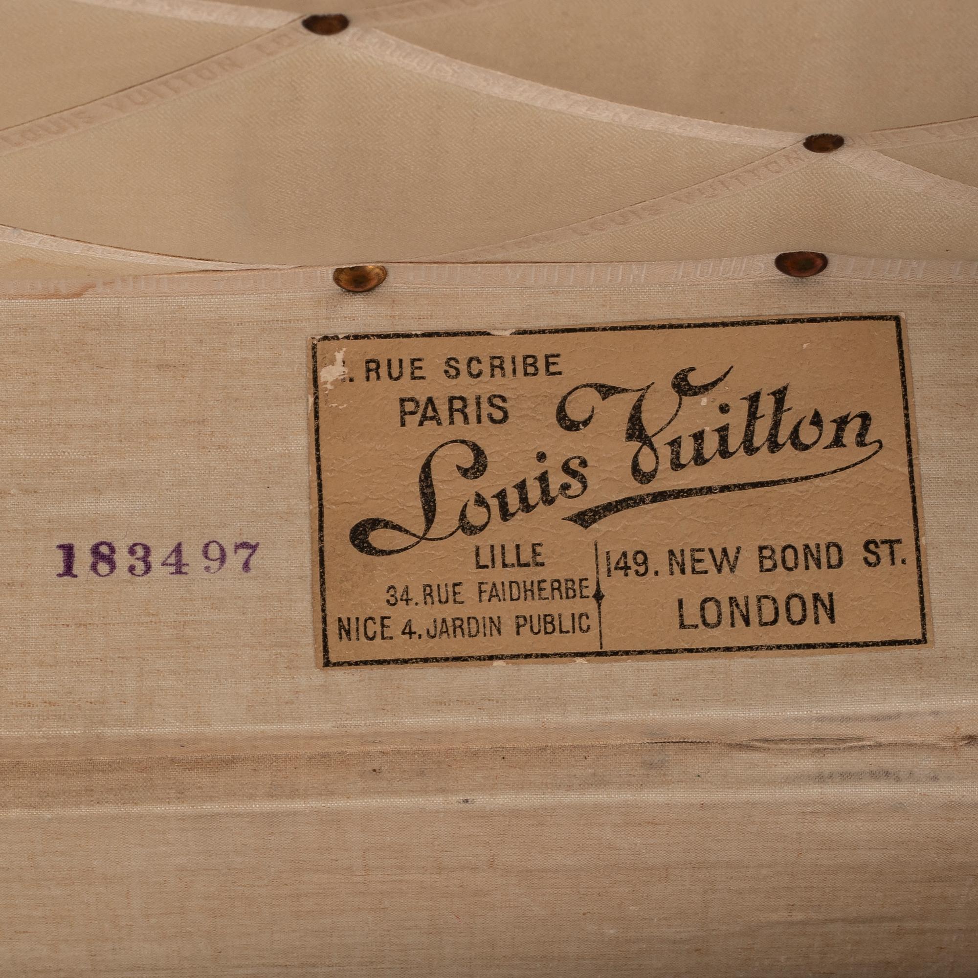 LOUIS VUITTON, koffert, tidigt 1900-tal.