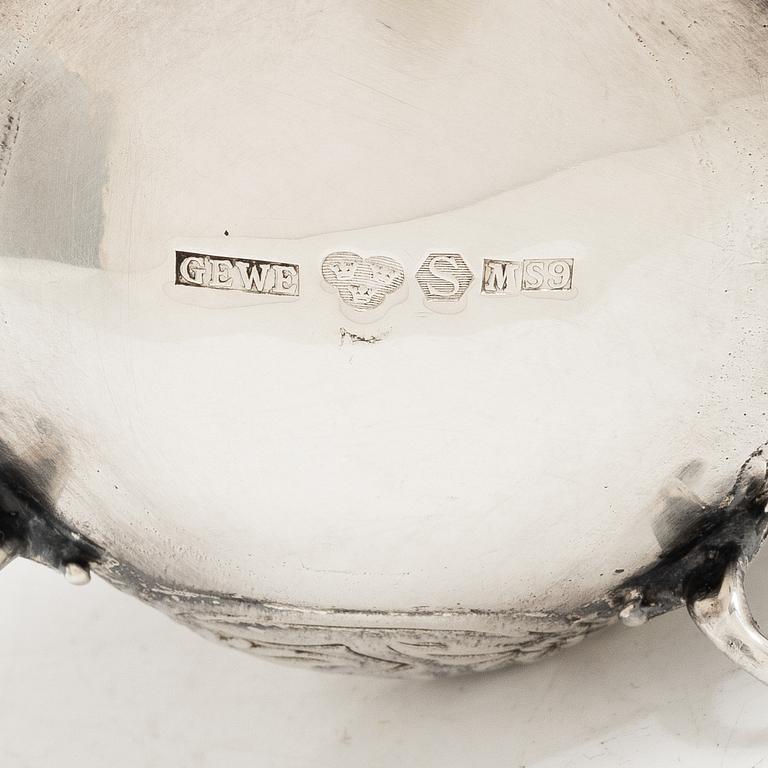 Gewe Silvervarufabriken Ab, cream jug, sugar bowl and tray, silver, Rococo style, Malmö 1968–1976.