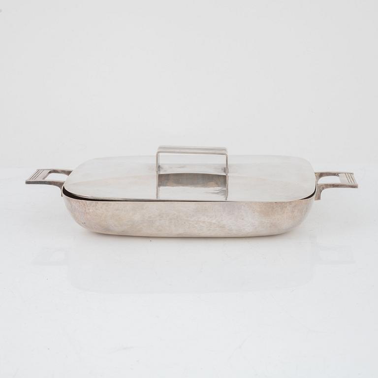 Jan Lundgren, a silver dish with cover, Stockholm, 1979.