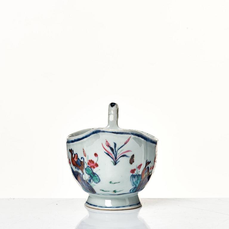 A famille rose "tobacco leaf" sauce boat, Qing dynasty, Qianlong (1736-95).