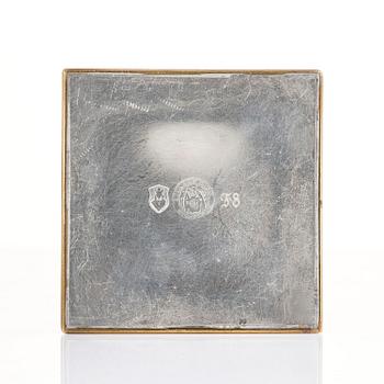 Nils Fougstedt, pennkopp, tenn och mässing, modell A 503, Firma Svenskt Tenn, Stockholm, 1932.