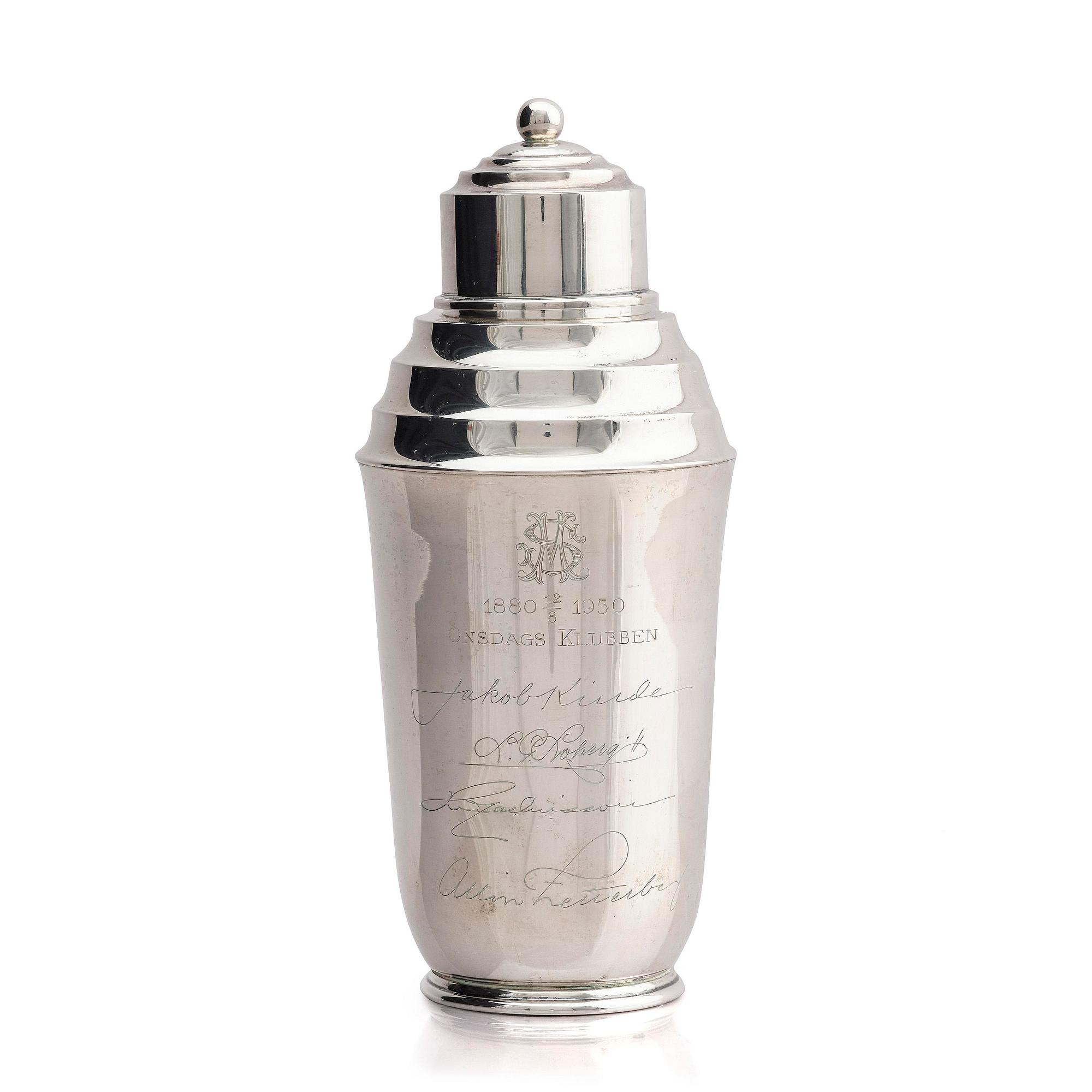 A silver cocktail shaker, mark of Nordisk silverkonst, Ramlösa, Sweden 1950.