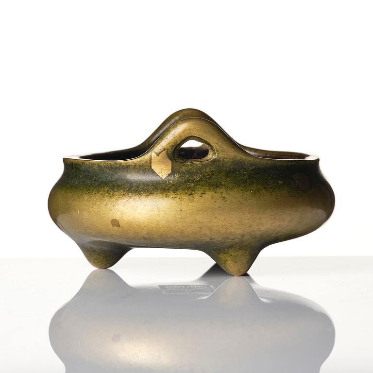 Rökelsekar, brons. Sen Qingdynasti/omkring 1900.