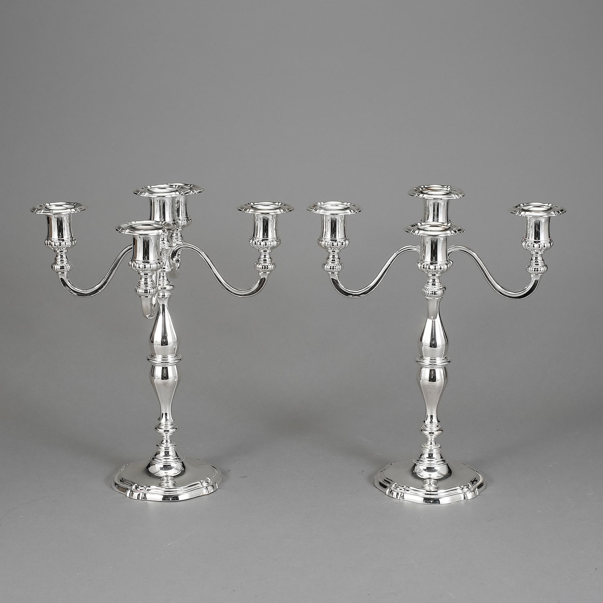 KANDELABRAR, ett par, vitmetall, Würtembergische Metallwaren Fabrik (WMF) Tyskland, omkring 1900-talets mitt.