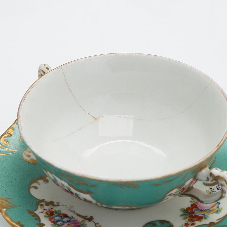 Twelve porcelain broth bowls with saucers, Spain first half of the 20th century.