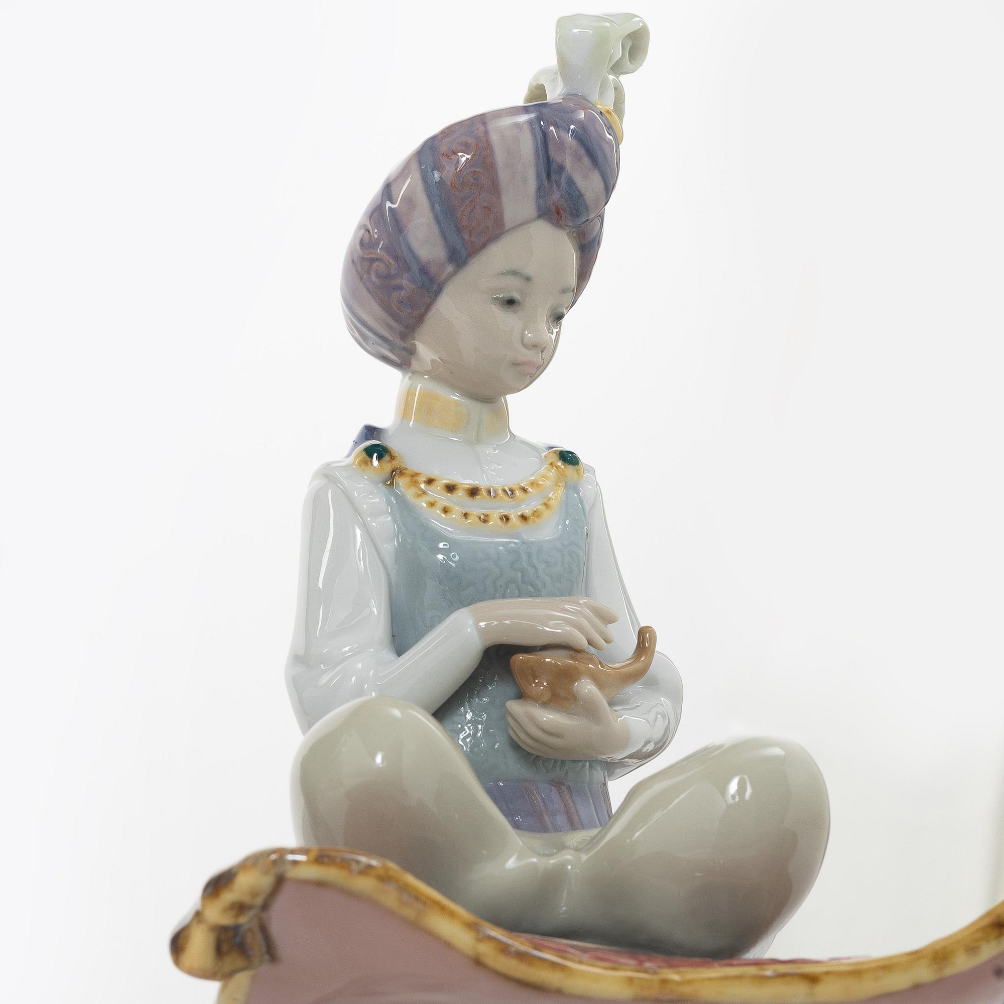 Lladró, 5 figurines, "Little Tin Soldier", "Alice in Wonderland", "Aladdin", "Little Red Riding Hood", "The Pied Piper".